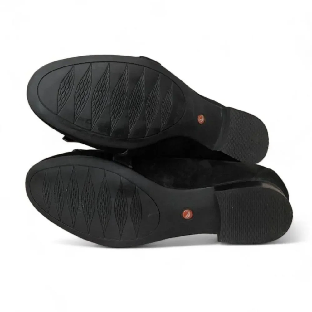 CLARKS Un Blush Fame Black Suede Loafers, NWOT! Size 10
